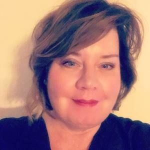 Meet your Posher, Valerie